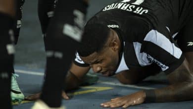 J&uacute;nior Santos arranca e gira, deita e rola, e destrava noite de Libertadores