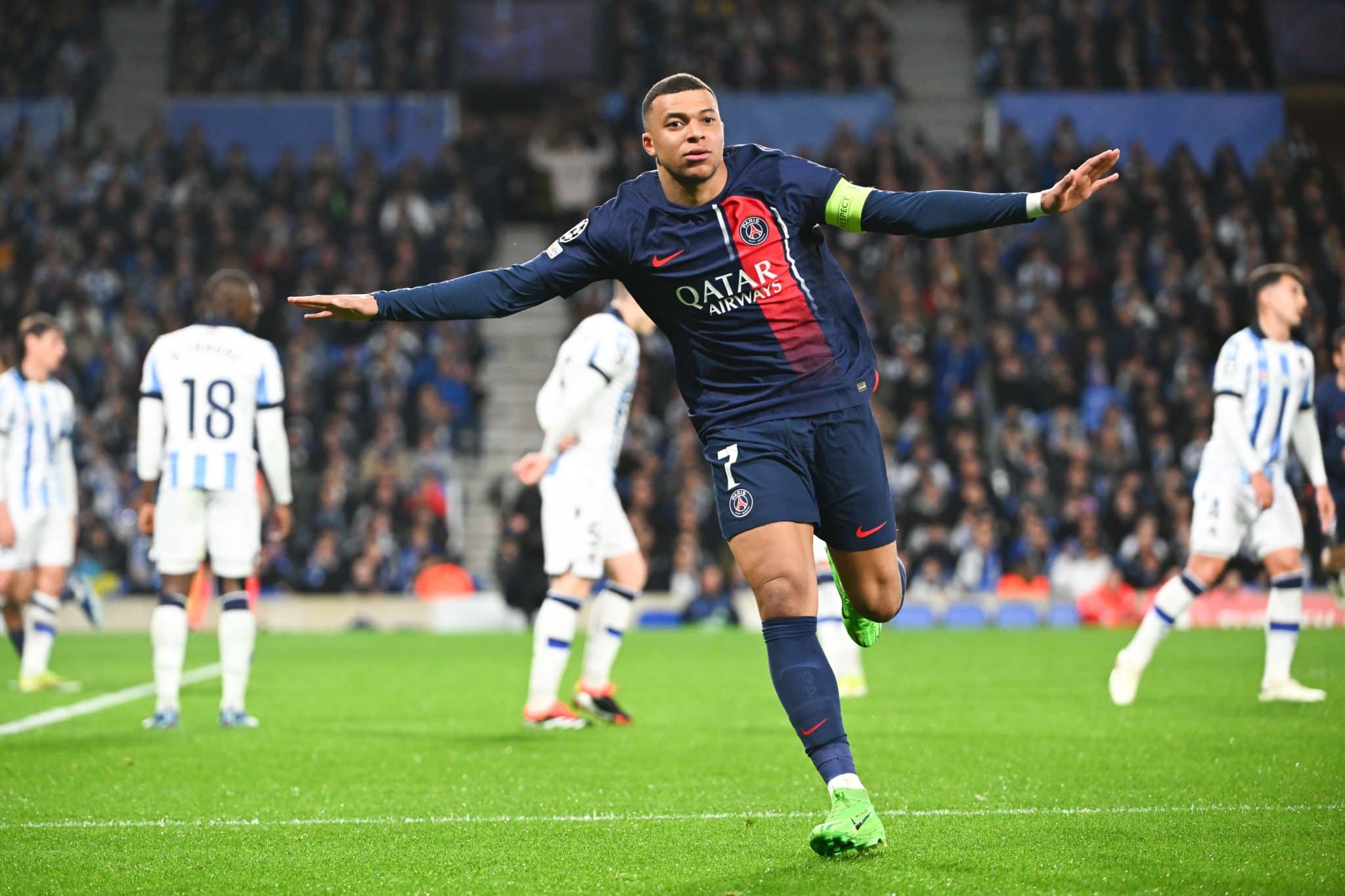 Mbapp&eacute; far&aacute; muita falta ao PSG e mostrou isso (novamente) ao eliminar a Real Sociedad da Champions