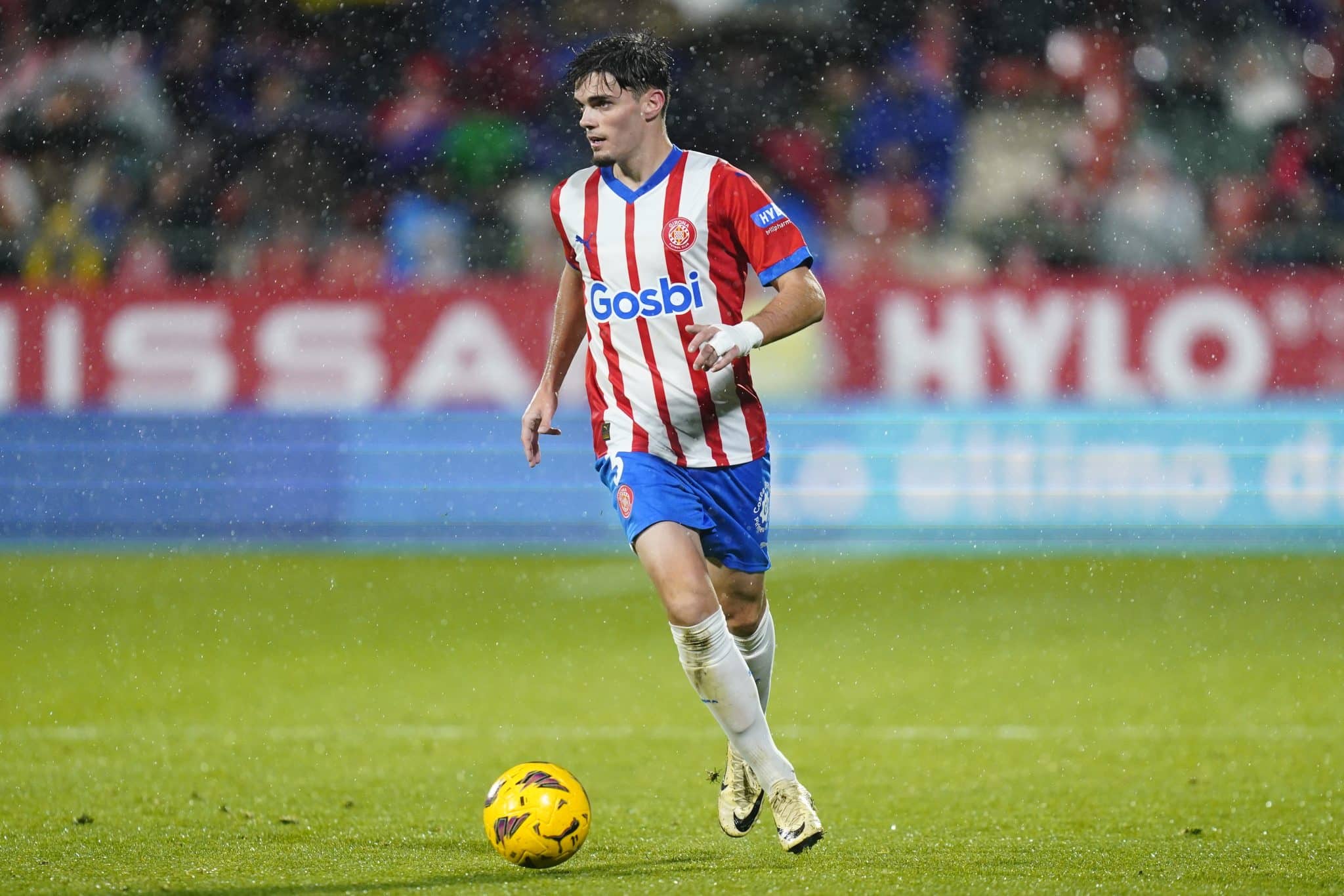 O Bayern de Munique j&aacute; definiu seu &lsquo;plano A&rsquo; caso perca Alphonso Davies