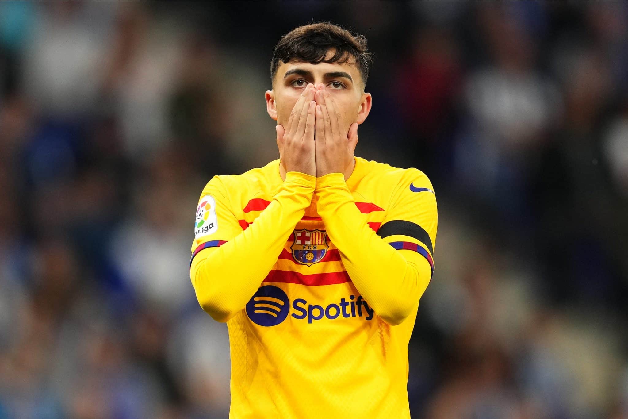 Desde temporada que fez 72 jogos, Pedri soma oito les&otilde;es e foi desfalque 71 vezes no Barcelona