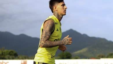 Semana entrega desejos a Tite, e Flamengo vai com &lsquo;for&ccedil;a m&aacute;xima&rsquo; contra o Fluminense