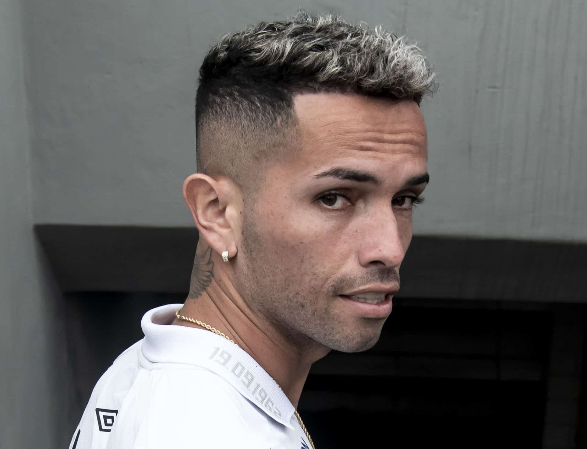 Fifa d&aacute; prazo para Santos fechar acordo com Argentinos Jrs e evitar novo transfer ban