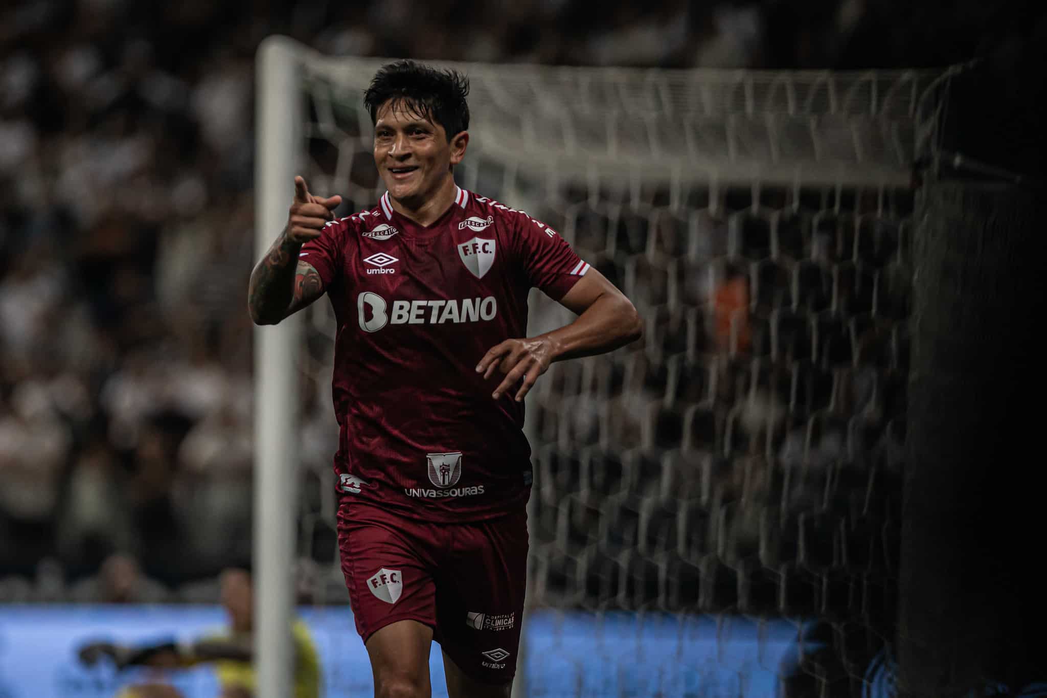 Cano marcou na &uacute;ltima vit&oacute;ria do Fluminense sobre o Corinthians na NeoQu&iacute;mica Arena, em 2022 - Foto: MARCELO GON&Ccedil;ALVES / FLUMINENSE FC