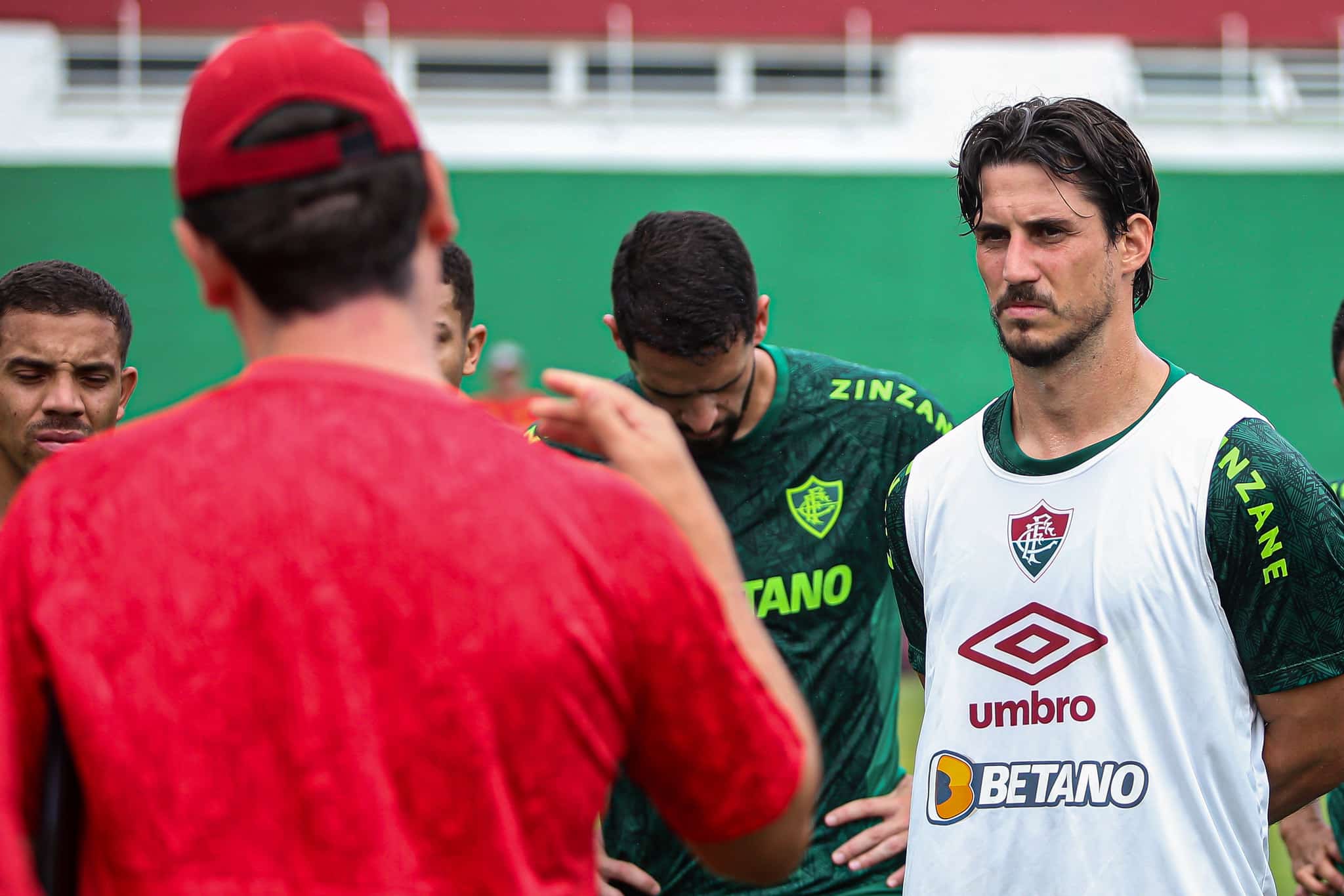 Gabriel Pires e Renato Augusto n&atilde;o vivem boa fase no Fluminense - Foto: MARCELO GON&Ccedil;ALVES / FLUMINENSE F.C.