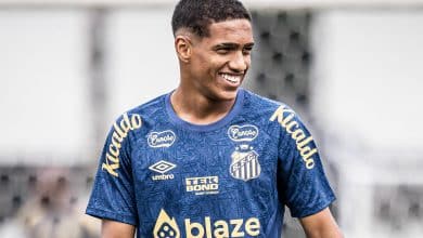 Souza vence concorr&ecirc;ncia e vira reserva imediato na lateral esquerda do Santos