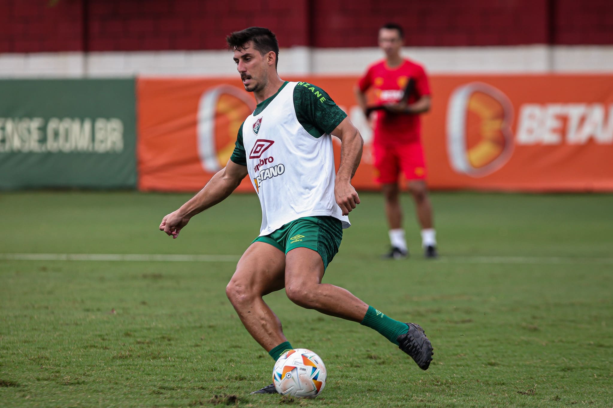 Gabriel Pires vem sofrendo com les&otilde;es na carreira, e Fluminense faz trabalho espec&iacute;fico para recuper&aacute;-lo - Foto: LUCAS MER&Ccedil;ON/FLUMINENSE FC