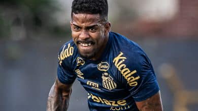 Santos e Azuriz divergem sobre quantidade de parcelas em neg&oacute;cio envolvendo Hayner