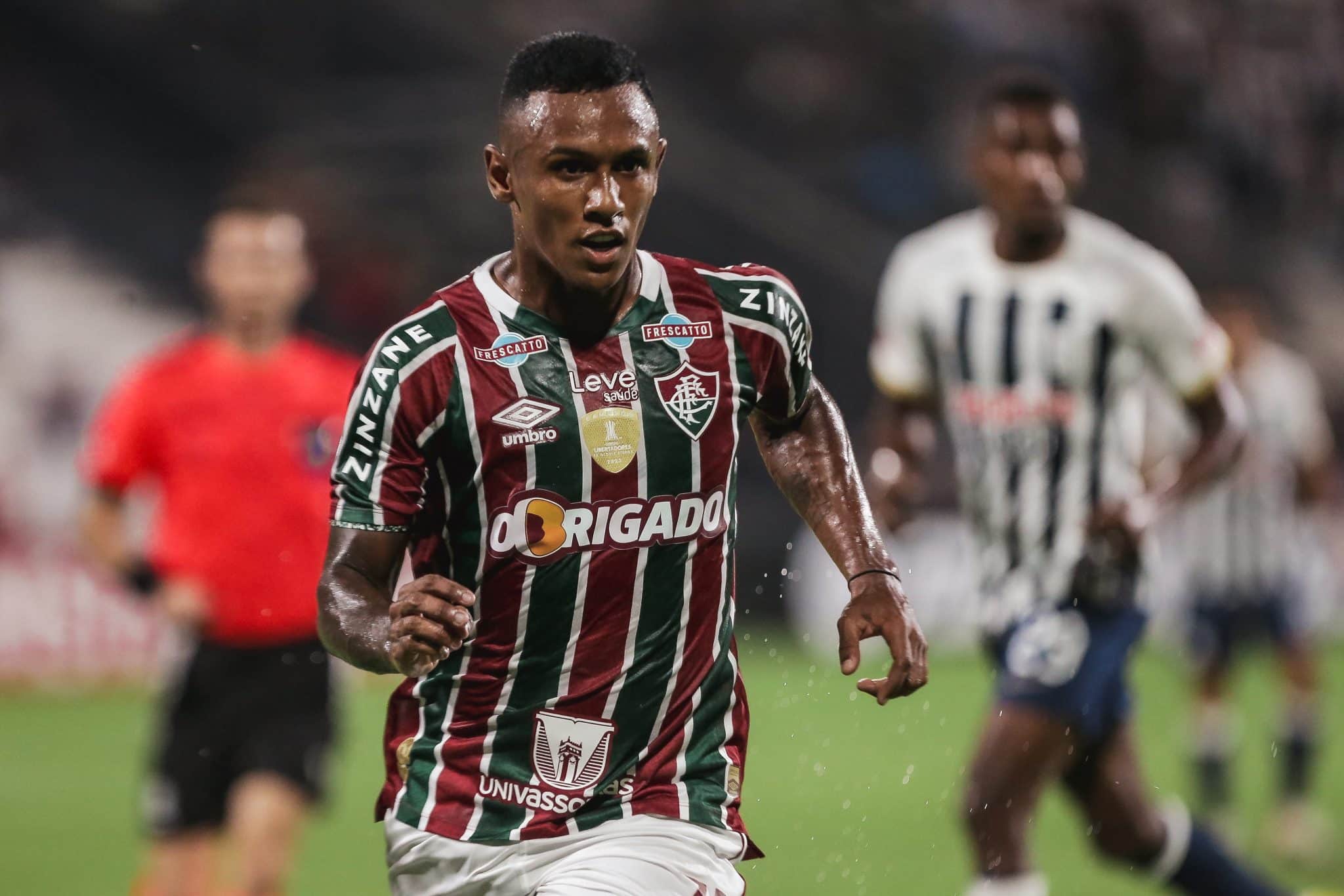 Marquinhos &eacute; boa not&iacute;cia em noite para Fluminense esquecer na Libertadores