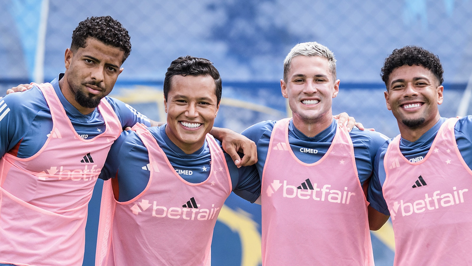 Cruzeiro: quais s&atilde;o as op&ccedil;&otilde;es de Seabra para o lugar de Romero no cl&aacute;ssico?