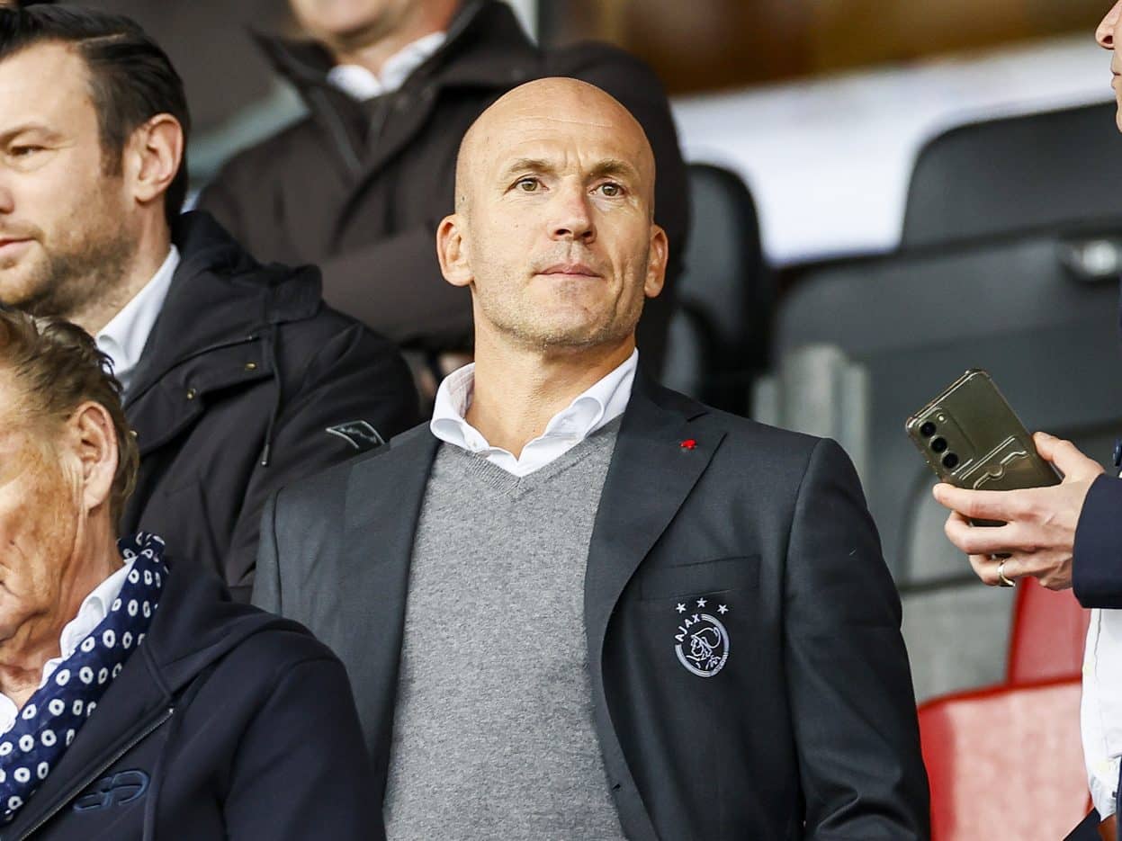 Por que CEO do Ajax foi suspenso com s&oacute; duas semanas de trabalho?