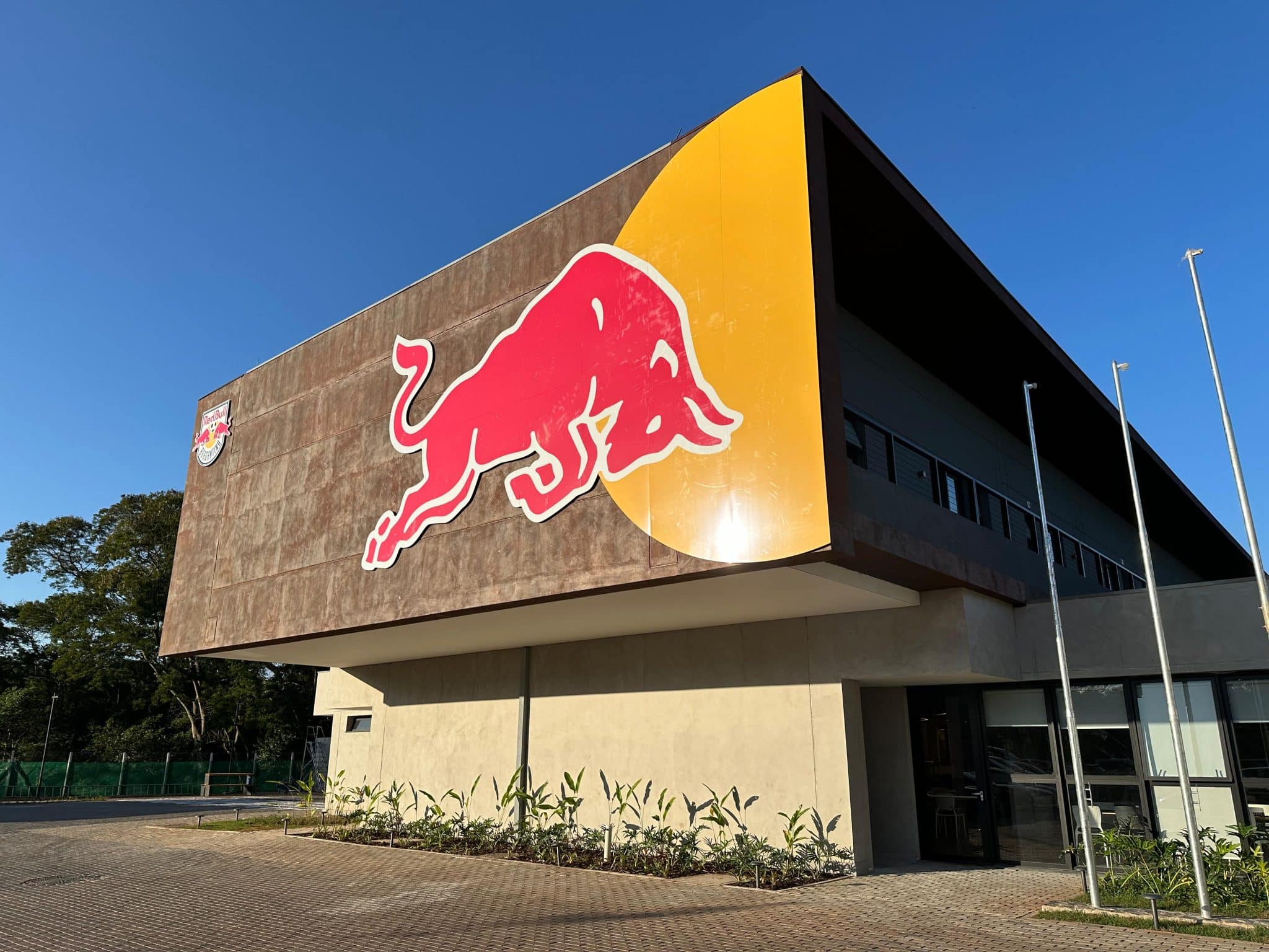 Do lixo ao luxo: RB Bragantino inaugura centro de treinamento de n&iacute;vel europeu