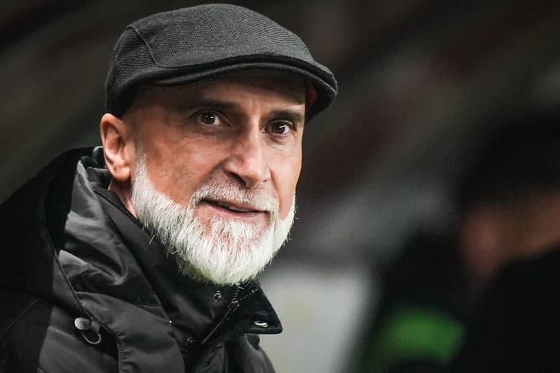 Mais um português? Brasileirão pode ter mais um treinador estrangeiro