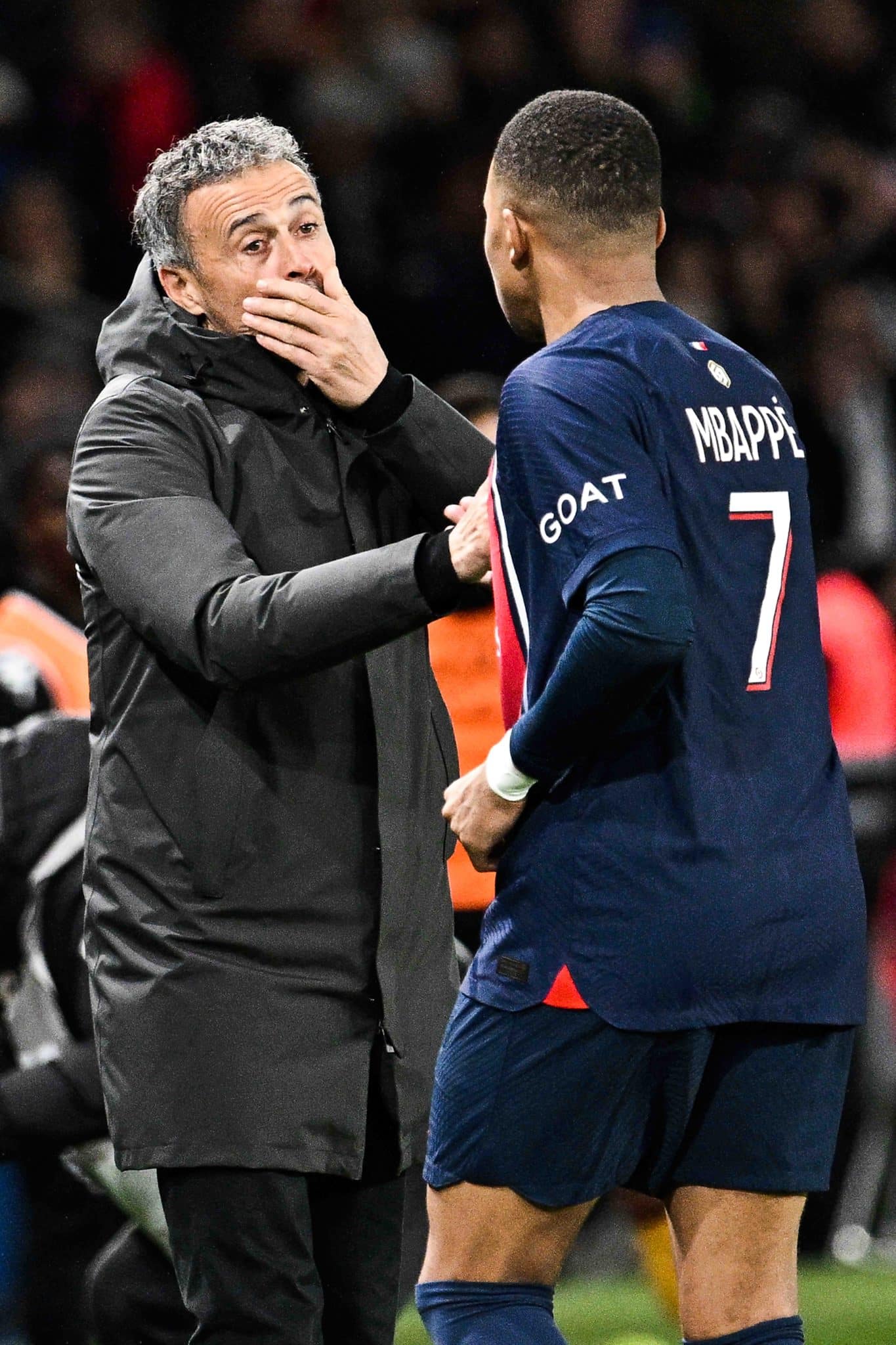 Novo atrito entre Mbapp&eacute; e Luis Enrique segue alimentando clima terr&iacute;vel do PSG