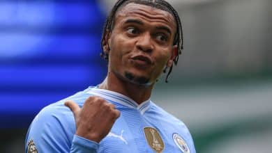 Akanji sabe que o City vacilou contra o Arsenal, mas mandou recado &agrave; arbitragem