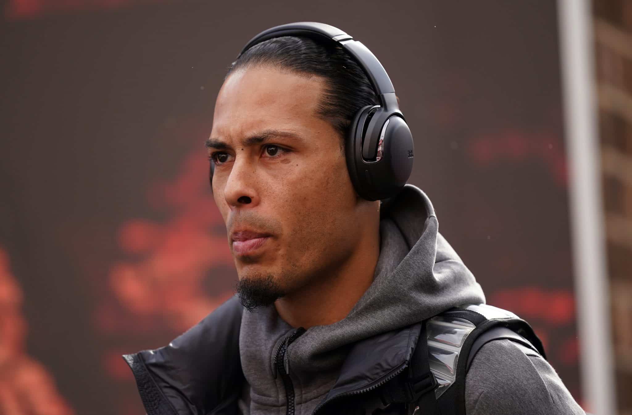 Virgil van Dijk despreza Cristiano Ronaldo