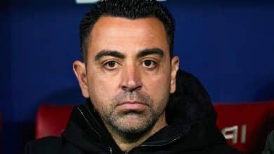 Diretoria convence, e Xavi fica no Barcelona para pr&oacute;xima temporada