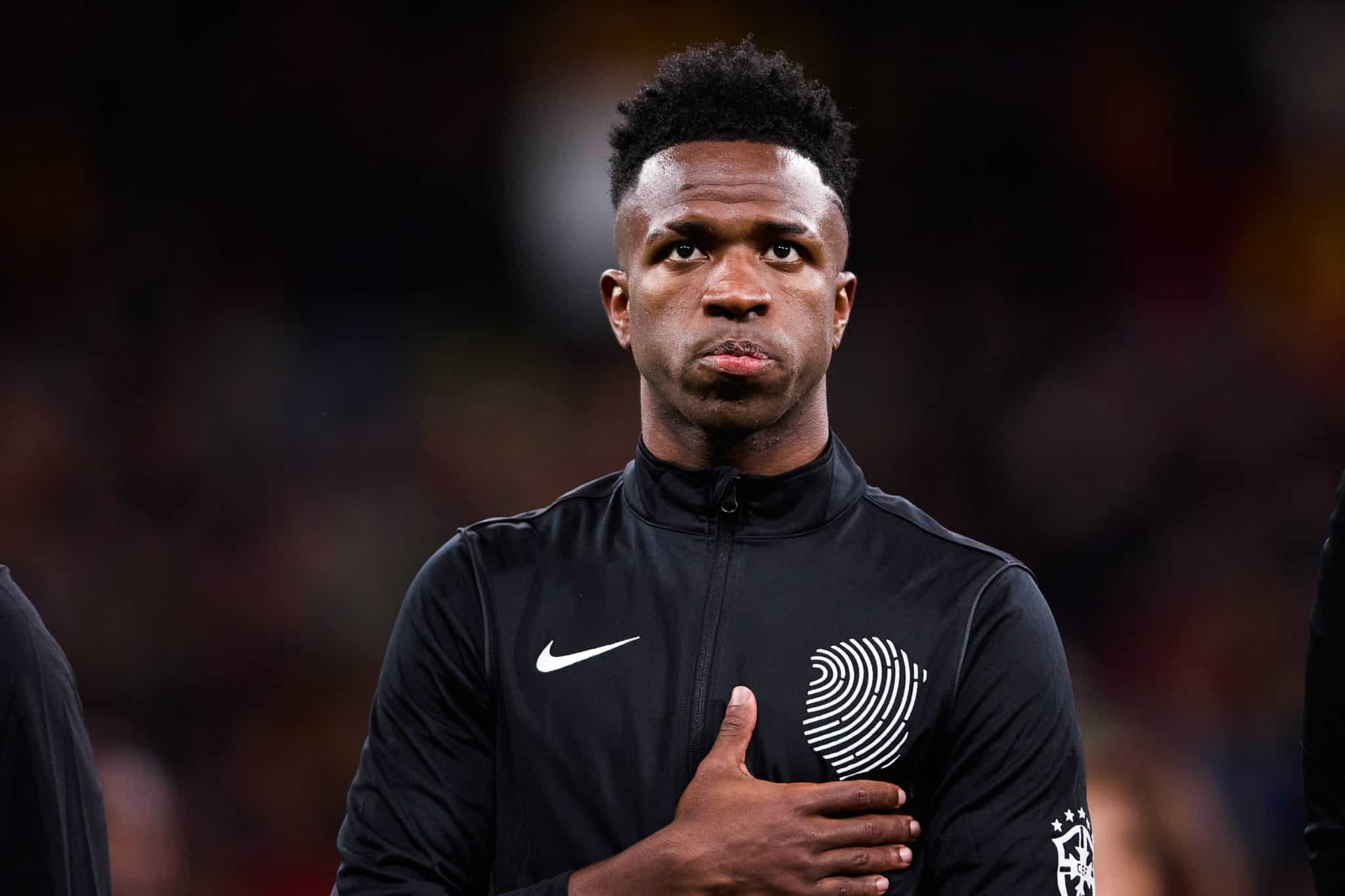 Torcedores s&atilde;o condenados a 8 meses de pris&atilde;o por insultos racistas contra Vinicius Jr.