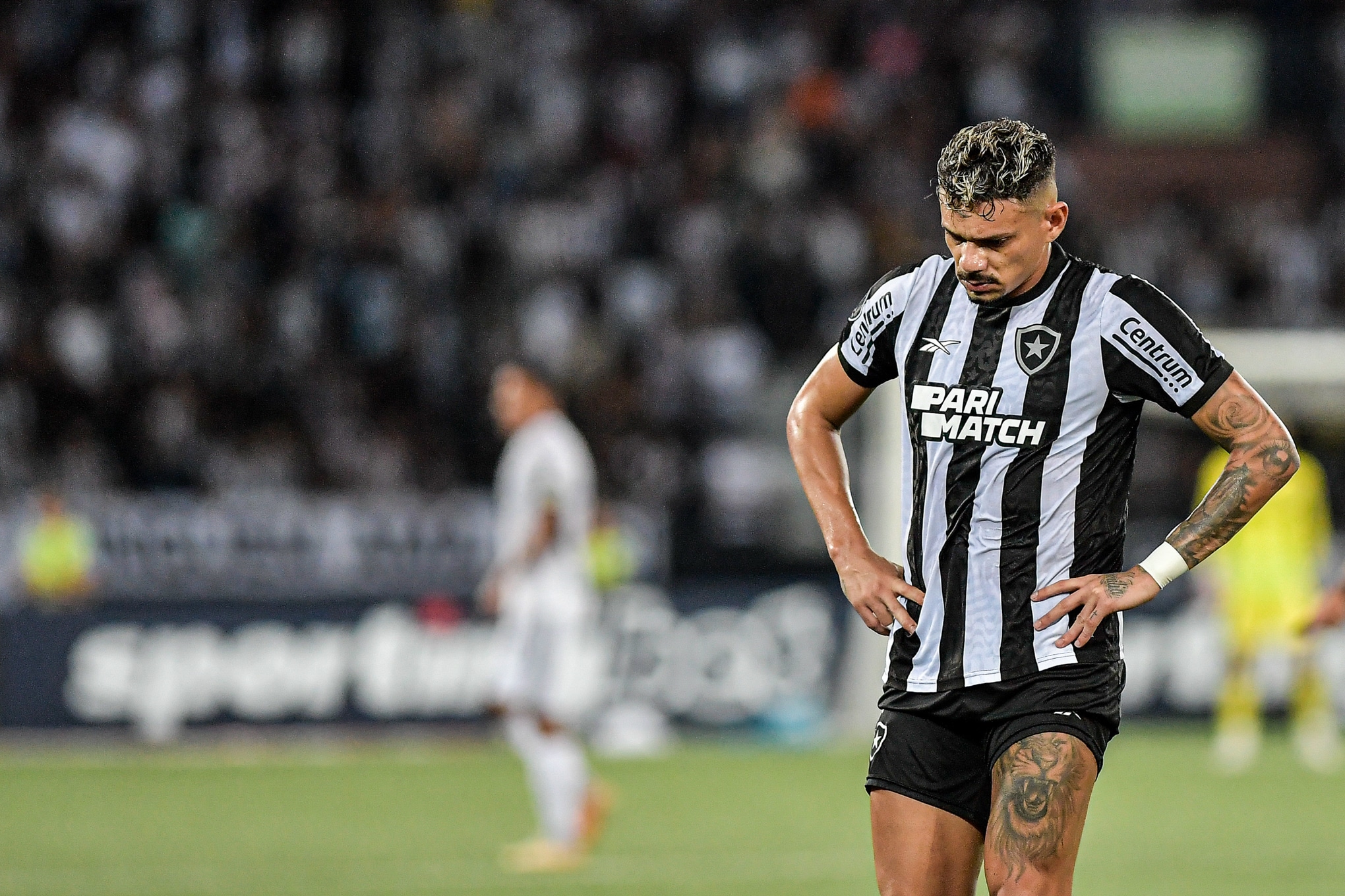 Botafogo quer nova hist&oacute;ria no Brasileiro, mas Cruzeiro traz recorda&ccedil;&otilde;es ruins de 2023