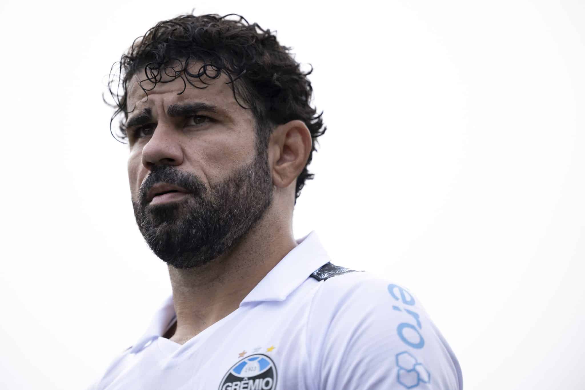 Gr&ecirc;mio ter&aacute; que superar desfalques importantes em duelo contra o Athletico-PR