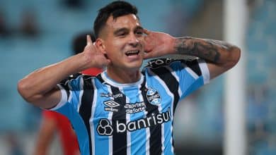 Gr&ecirc;mio se recupera e, com gols de gringos, quebra sequ&ecirc;ncia positiva do Athletico-PR
