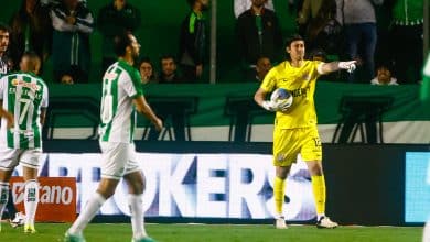 C&aacute;ssio entrega, Corinthians afunda em seis minutos e &eacute; derrotado pelo Juventude