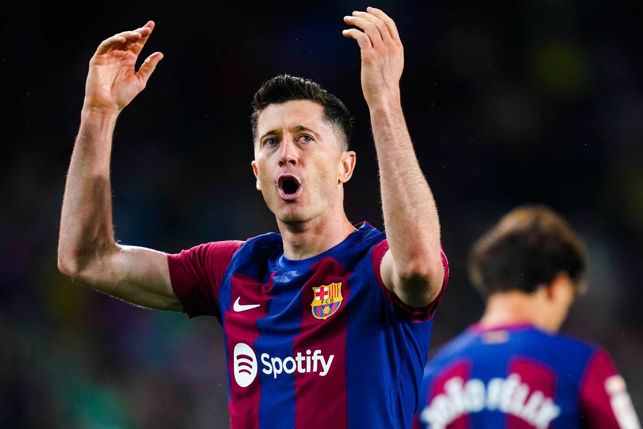 Lewandowski pode fazer Barcelona dar mais dinheiro para Bayern de Munique
