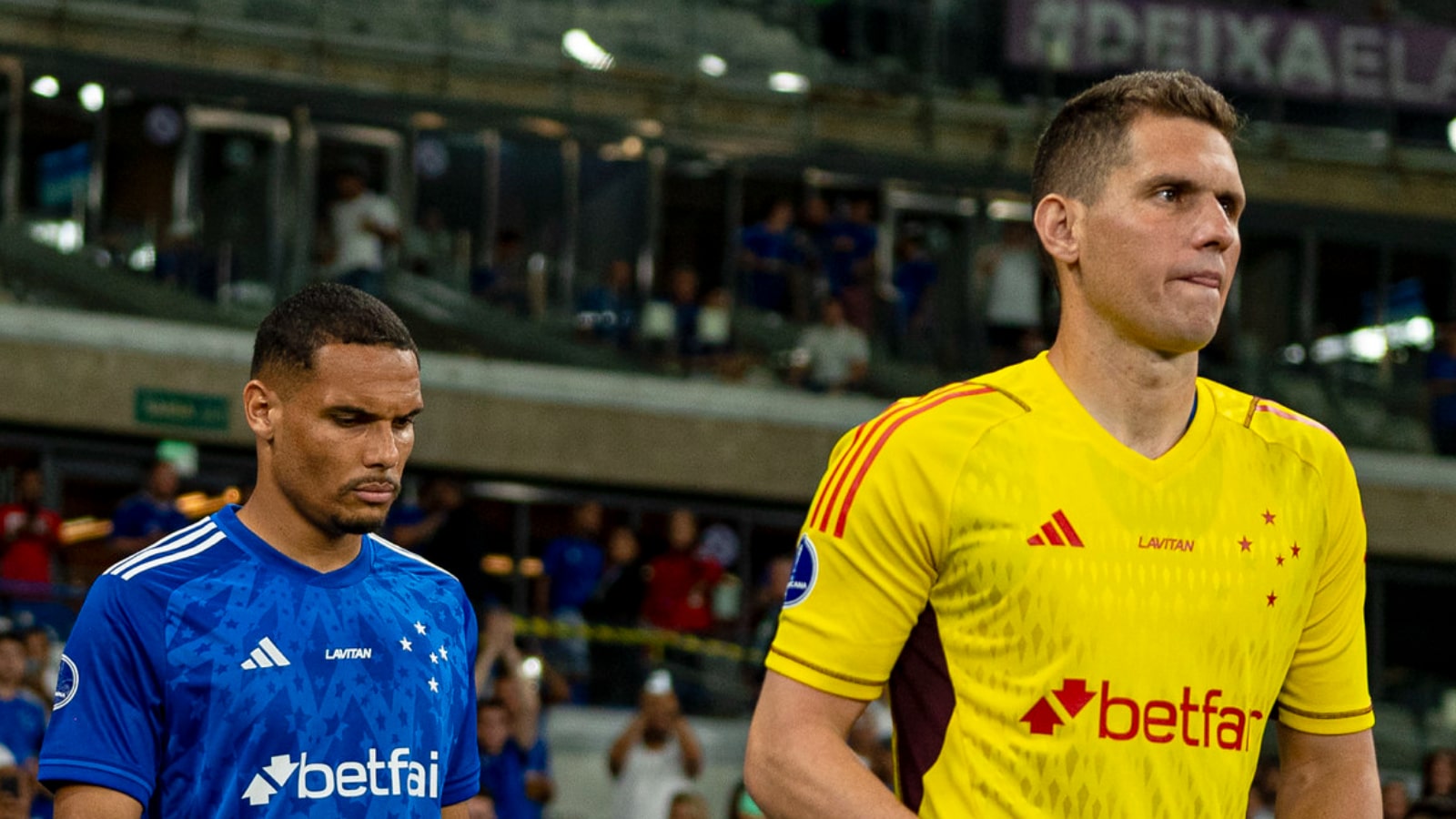 Em noite de vaias, Cruzeiro d&aacute; novo vexame e empata com Alianza pela Sul-Americana