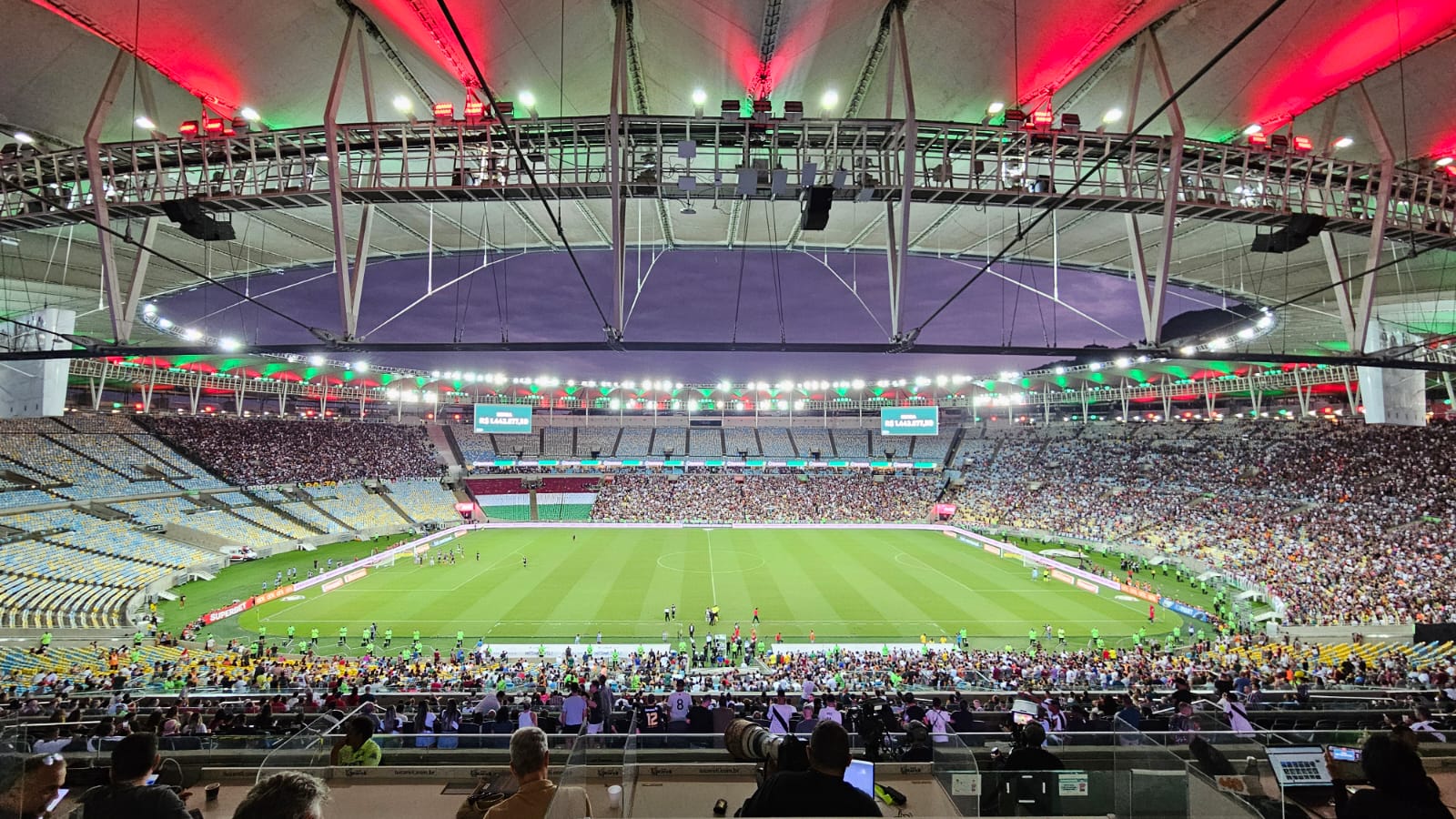Gramado sofre, e administra&ccedil;&atilde;o do Maracan&atilde; monta for&ccedil;a tarefa na Data Fifa