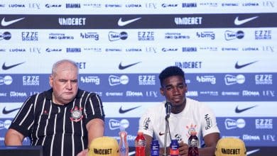 Tr&eacute;plica de Rub&atilde;o &eacute; o retrato da guerra declarada entre mandachuvas do Corinthians