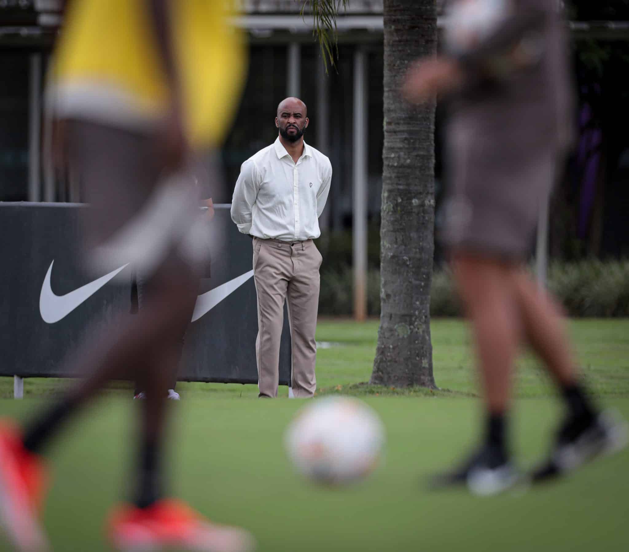 Fabinho Soldado tenta blindar futebol do Corinthians ap&oacute;s desgaste pol&iacute;tico