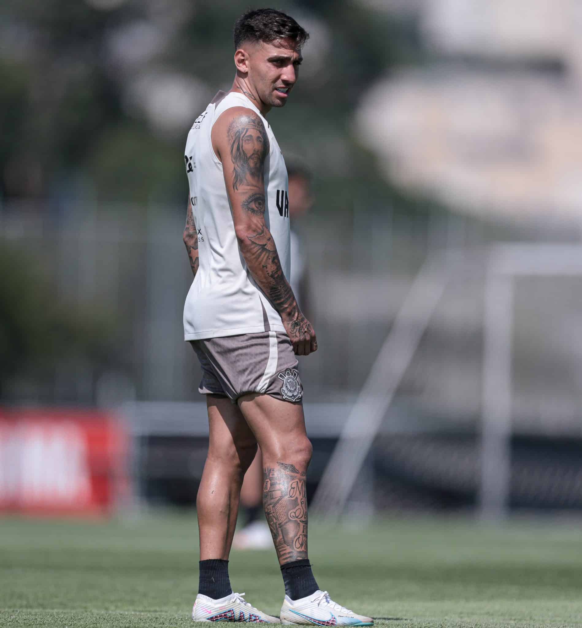 Com preteridos, Corinthians tem elenco fechado para in&iacute;cio do Brasileir&atilde;o