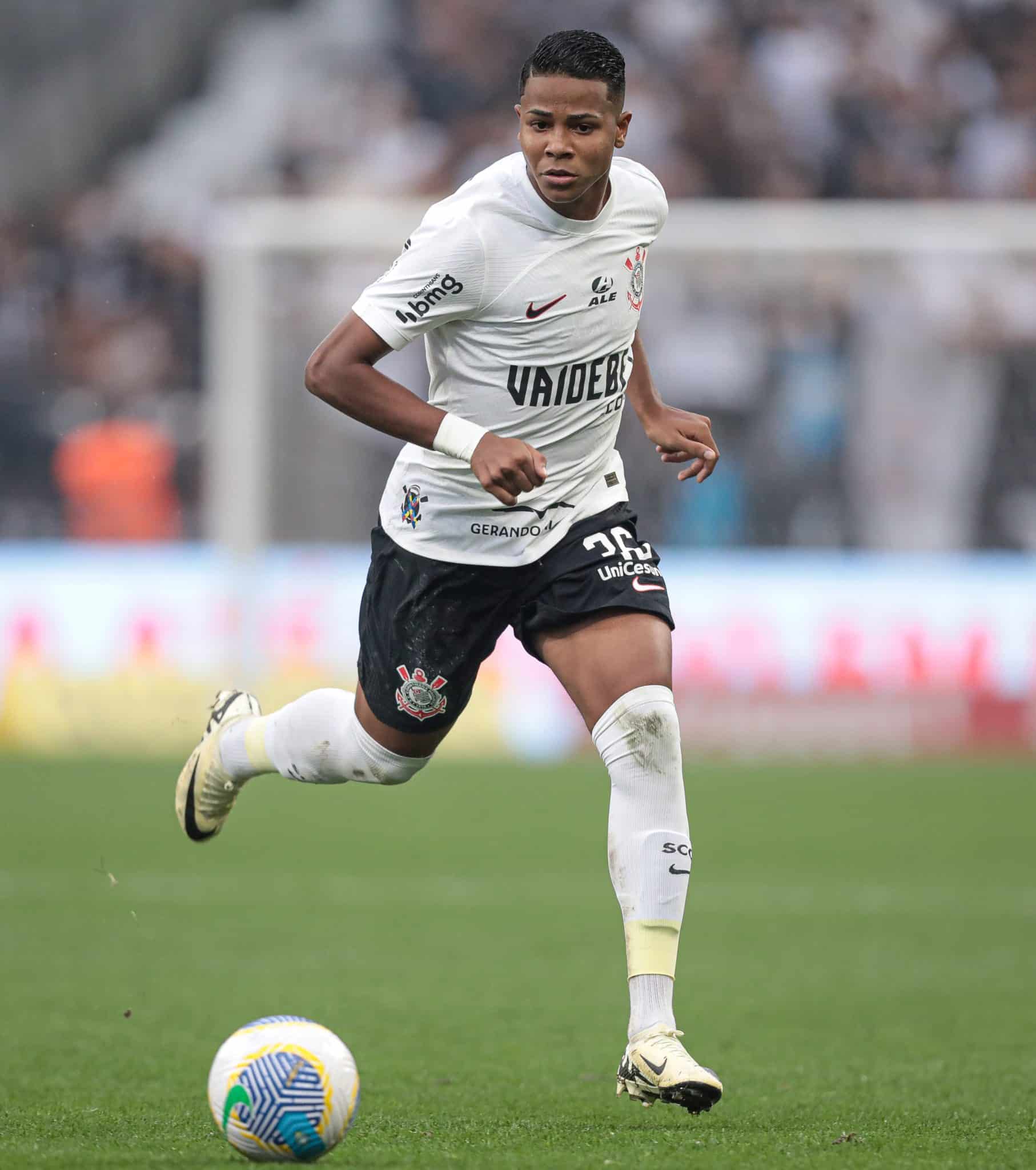 Projeto Wesley simboliza Corinthians de Ant&oacute;nio Oliveira: &lsquo;Temos que ter paci&ecirc;ncia&rsquo;