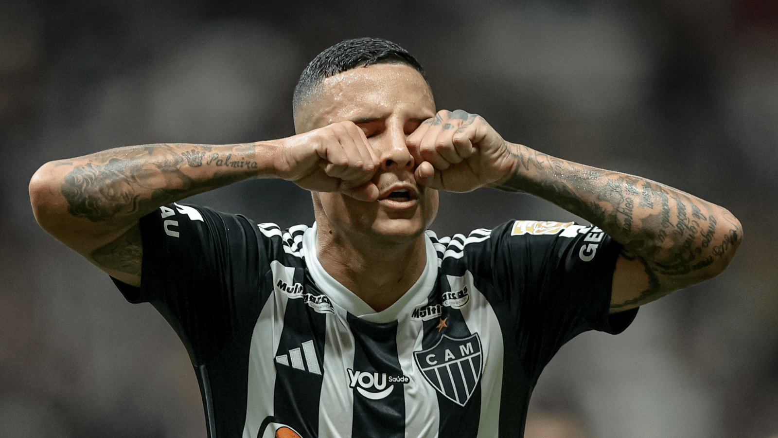 Gola&ccedil;o e choror&ocirc; marcam primeira vit&oacute;ria do Atl&eacute;tico-MG sobre o Cruzeiro na Arena MRV