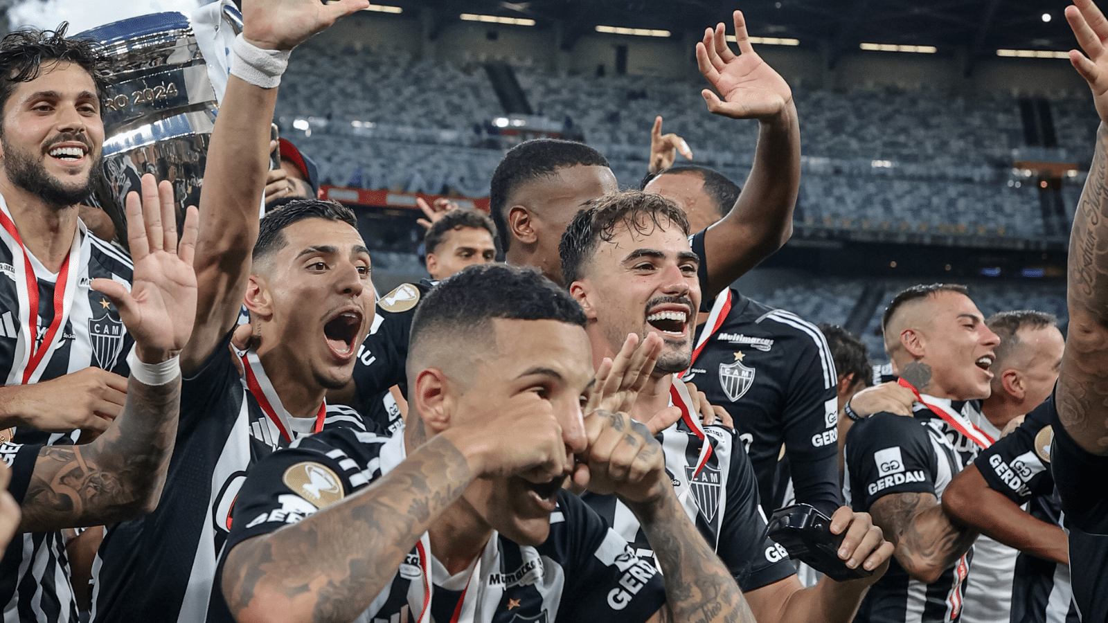 Atl&eacute;tico-MG usou milho do Cruzeiro na Arena MRV como combust&iacute;vel para t&iacute;tulo