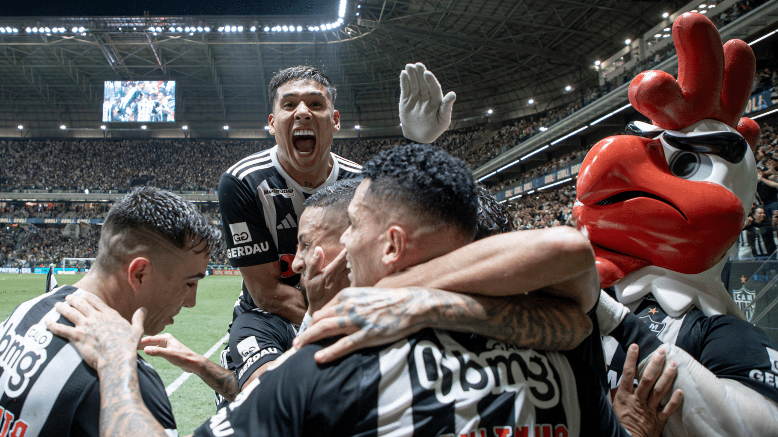 Vit&oacute;ria com V mai&uacute;sculo e o resgate da confian&ccedil;a do elenco do Atl&eacute;tico-MG com Milito