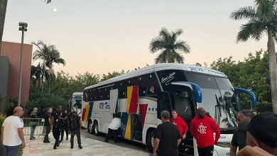 Com muita festa, Flamengo desembarca em S&atilde;o Paulo para jogo contra o Palmeiras