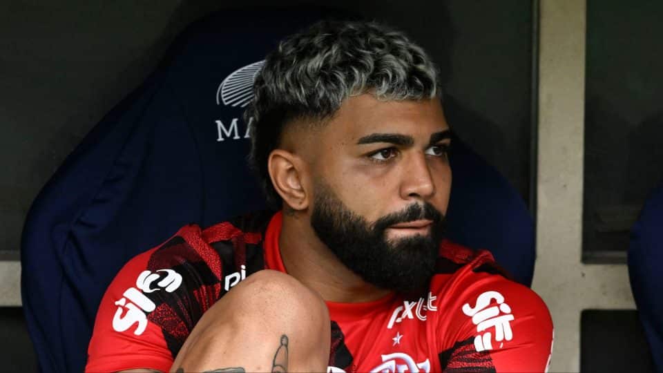 Mesmo afastado, Gabigol é o principal tema no Flamengo após a vitória sobre o Cruzeiro