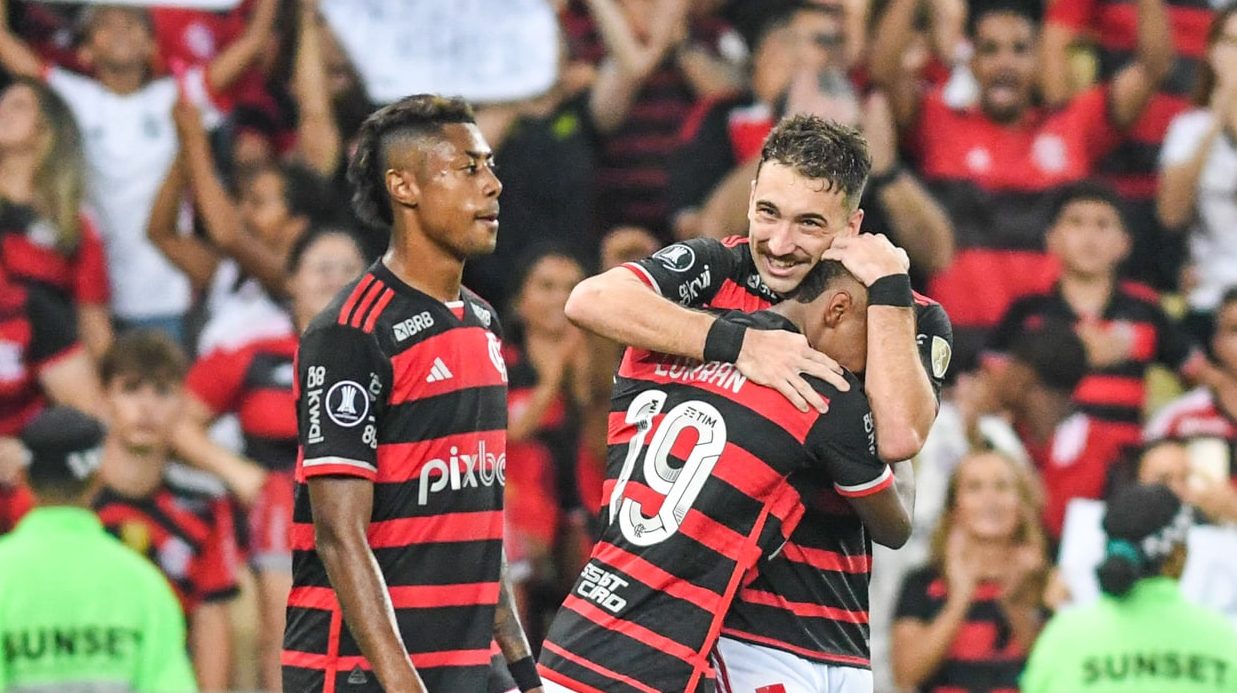 Desgaste pesa, e for&ccedil;a do elenco do Flamengo ser&aacute; testada contra o Bol&iacute;var