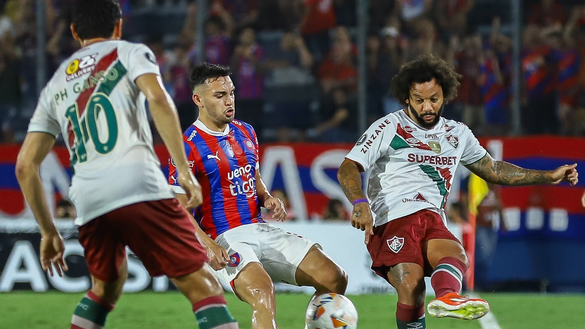 Fluminense faz jogo sonolento e empata sem gols com o Cerro Porte&ntilde;o pela Libertadores