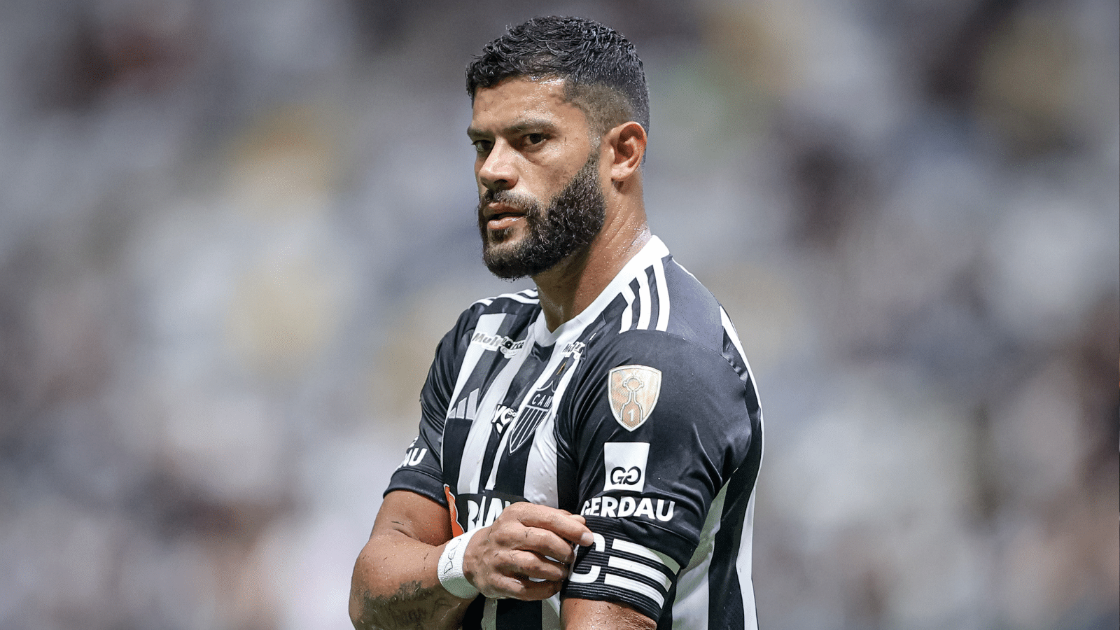 Super-her&oacute;i perdendo as for&ccedil;as? Milito explica substitui&ccedil;&otilde;es de Hulk no Atl&eacute;tico-MG