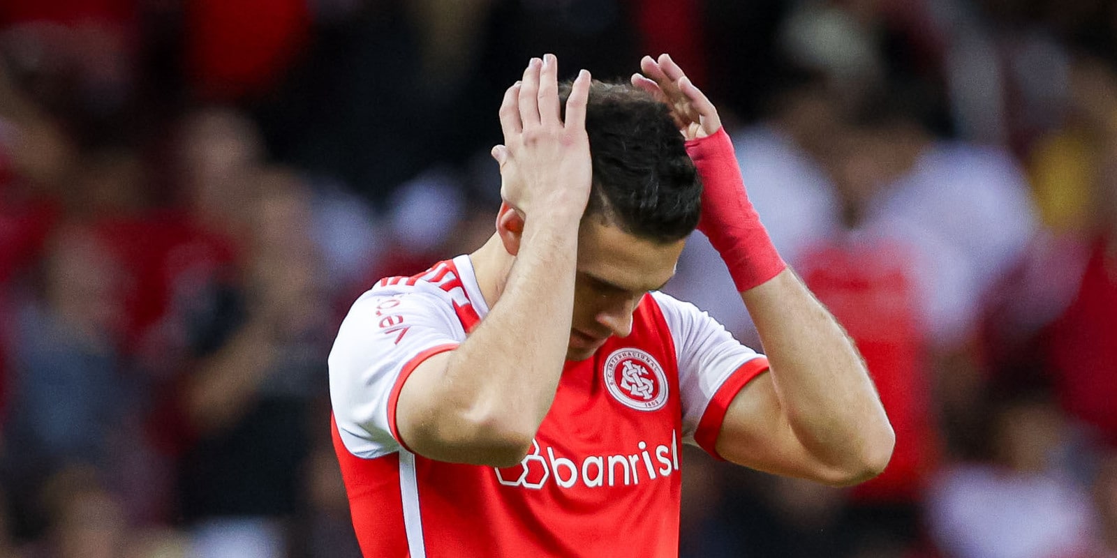 Faltou repert&oacute;rio ao Inter contra o Atl&eacute;tico-GO para sair mais do que com o empate