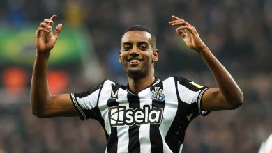 Liverpool tem acordo com Isak e reuni&atilde;o marcada para quebrar recorde na janela, diz jornalista