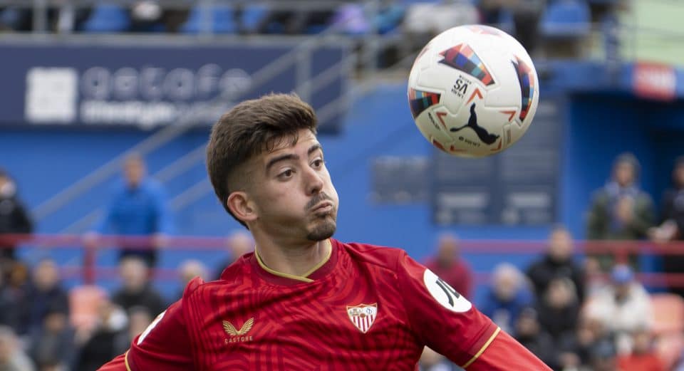 Sevilla vai atrás do empate com rival Betis e mantém tabu de oito anos no clássico