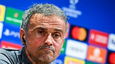 Luis Enrique alfineta &lsquo;recorde&rsquo; de Ter Stegen e garante PSG em cima do Barcelona