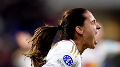 O inevit&aacute;vel Lyon vira jogo perdido e larga na frente do PSG na Champions Feminina