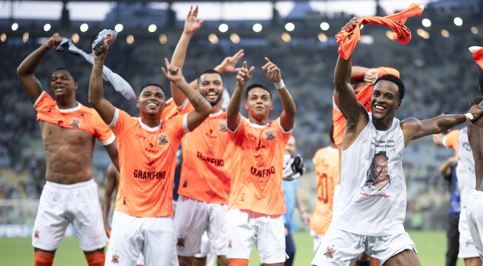 De patinho feio &agrave; sensa&ccedil;&atilde;o do Carioca: o roteiro do Nova Igua&ccedil;u at&eacute; fazer hist&oacute;ria