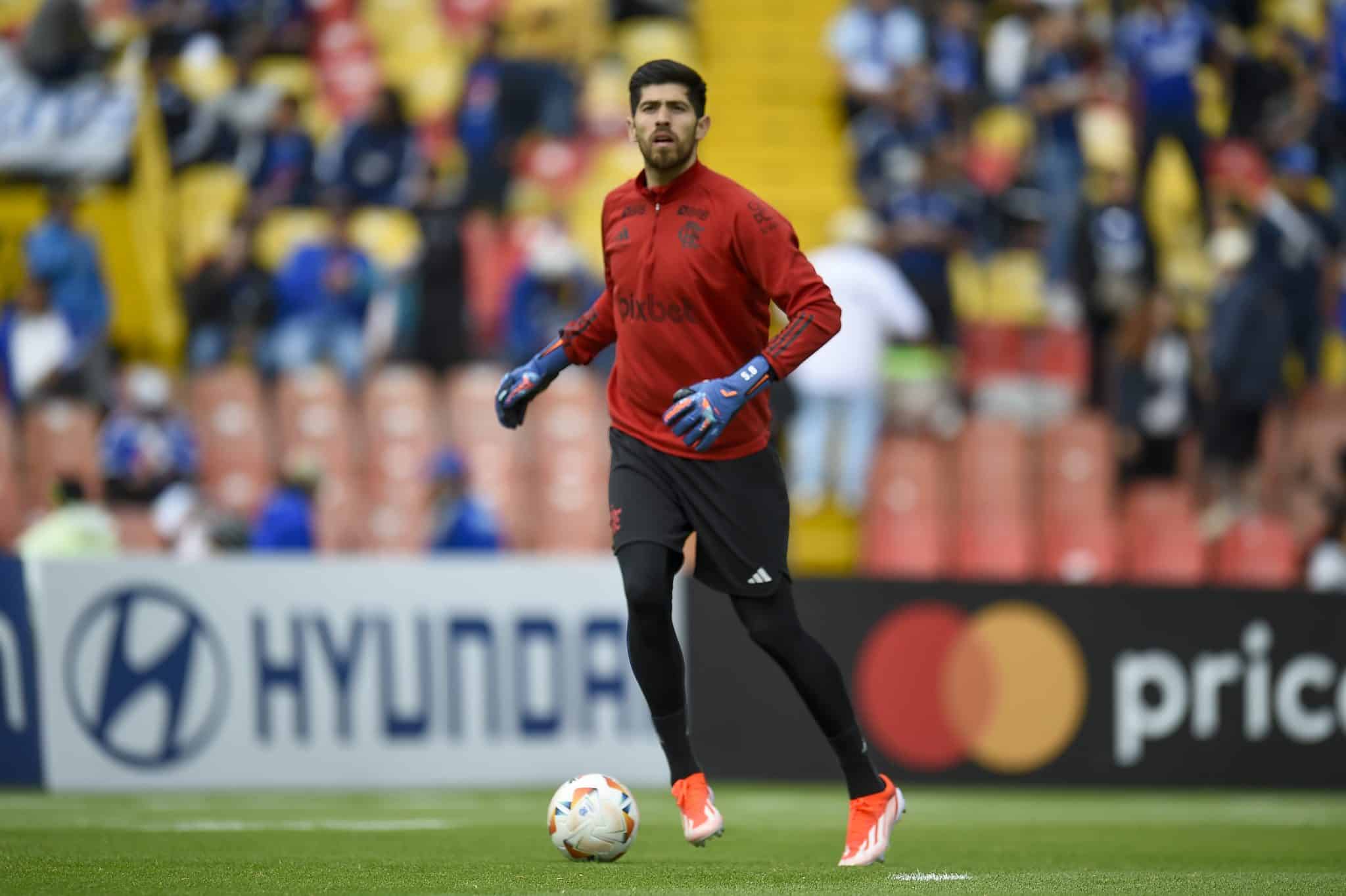 Gol bobo do Millonarios tira chance de Rossi quebrar recorde hist&oacute;rico pelo Flamengo