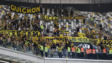 Sem surpresa: torcida do Pe&ntilde;arol causa confus&atilde;o e comete racismo na Arena MRV