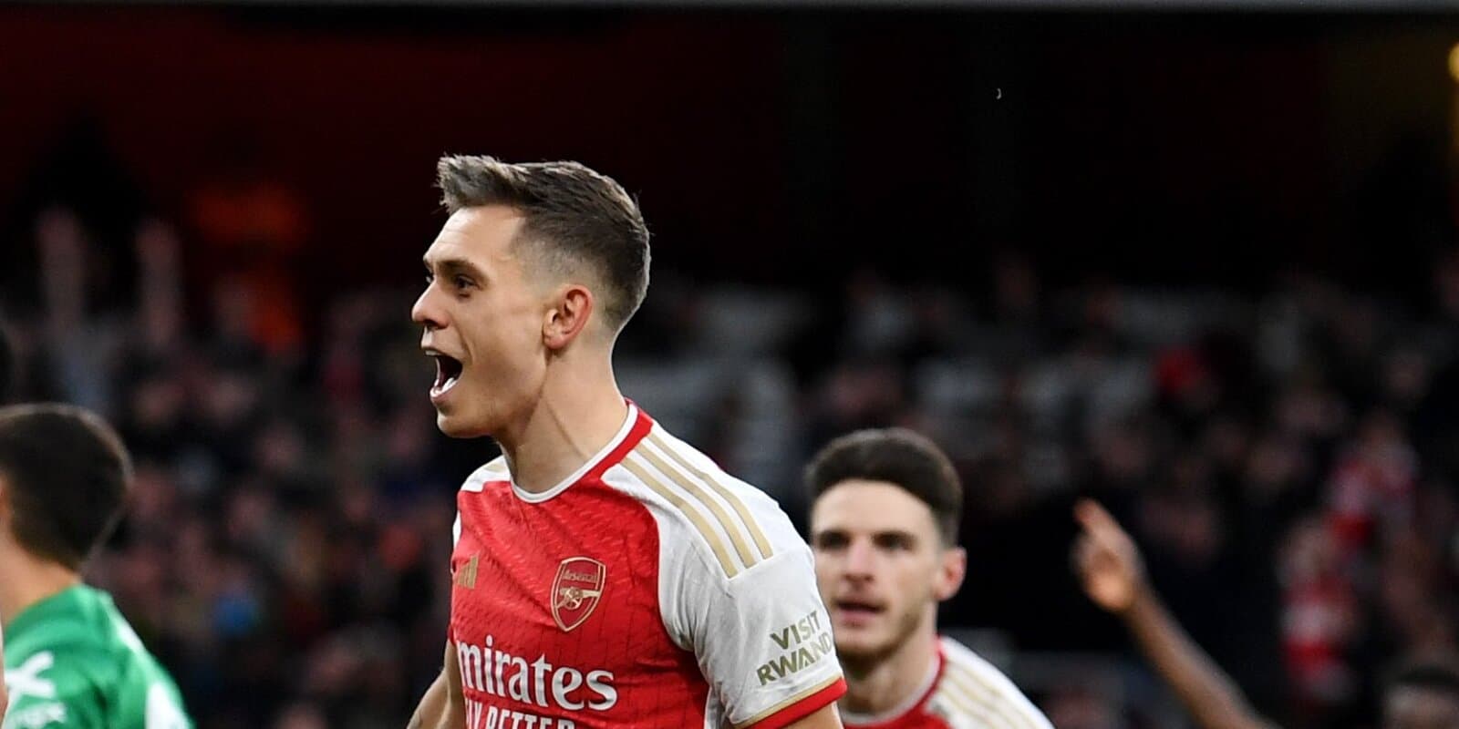 Que baile! Chelsea nem compete, Arsenal massacra e amplia vantagem na lideran&ccedil;a da PL