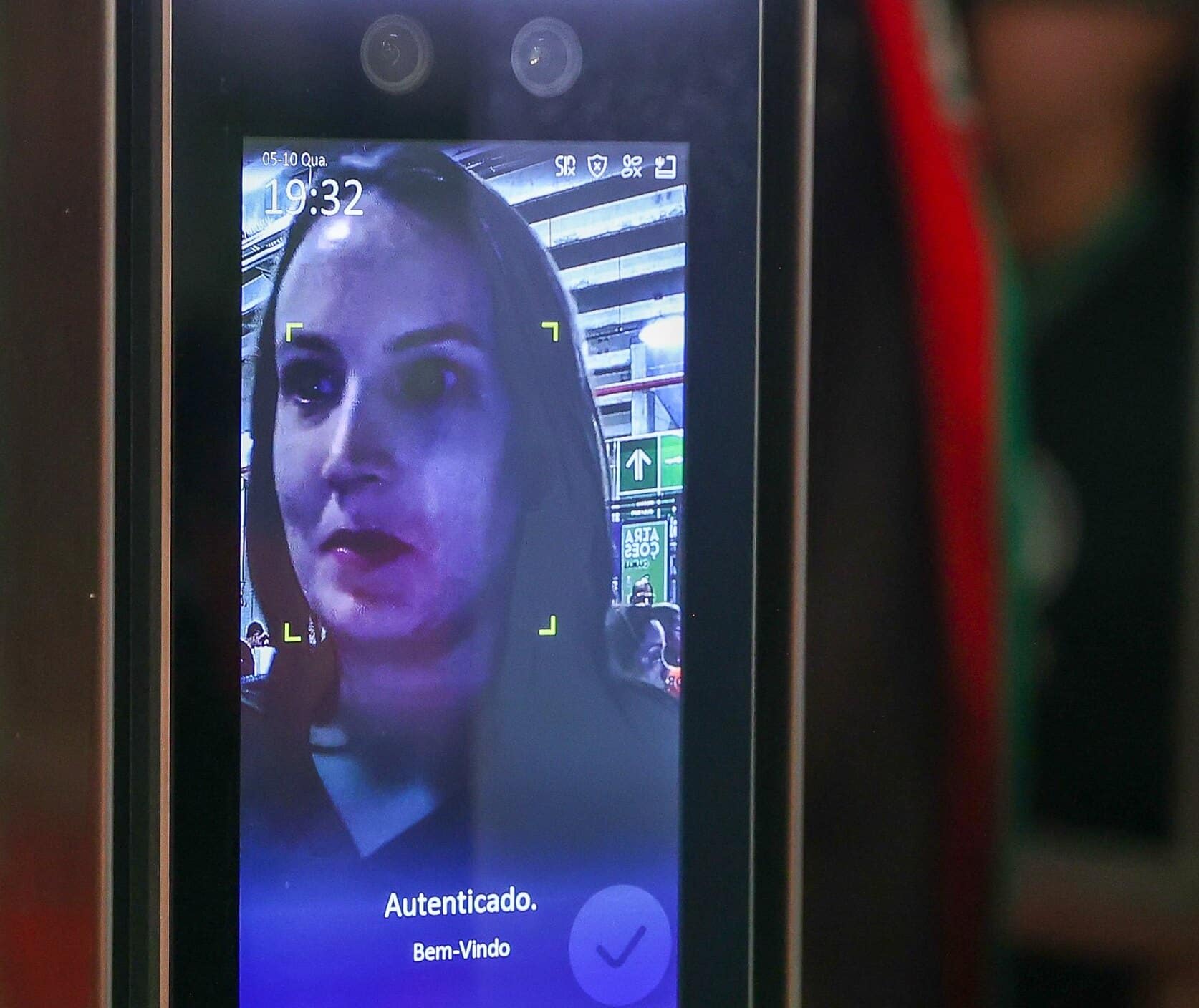 Tr&ecirc;s empresas ir&atilde;o gerenciar reconhecimento facial durante jogos do Santos na Vila